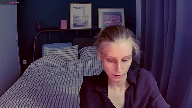 Snapshot of KatiKate chatting on July 22, 2026, 5:27 pm KatiKate online show from July 22, 2026, 5:27 pm