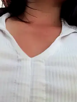 Snapshot of celeste-30_ chatting on February 10, 2025, 8:00 pm celeste-30 online show from February 10, 2025, 8:00 pm