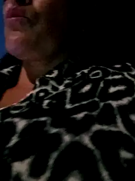 Snapshot of celeste-30_ chatting on February 10, 2025, 11:34 pm celeste-30 online show from February 10, 2025, 11:34 pm