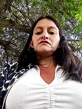 Snapshot of celeste-30_ chatting on March 12, 2025, 7:17 pm celeste-30 online show from March 12, 2025, 7:17 pm