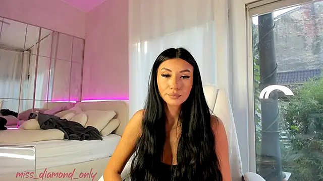 missdiamond  online show from October 20, 2025, 6:25 am