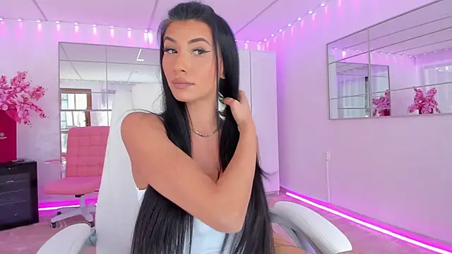 missdiamond  online show from April 28, 2026, 7:46 am