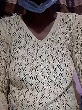 Snapshot of Villageammu18 chatting on November 24, 2025, 12:32 am Villageammu18 online show from November 24, 2025, 12:32 am