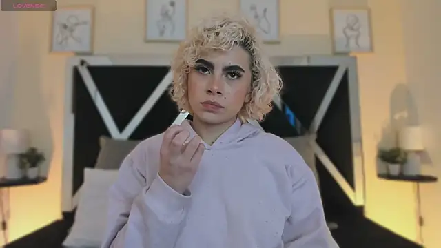 marian pinzon online show from September 13, 2025, 2:33 am