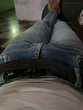 Snapshot of Desiboy___21 chatting on February 18, 2025, 10:05 am Desiboy   21 online show from February 18, 2025, 10:05 am