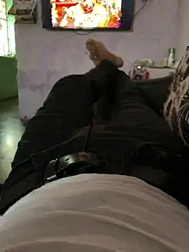 Snapshot of Desiboy___21 chatting on February 19, 2025, 10:01 am Desiboy   21 online show from February 19, 2025, 10:01 am