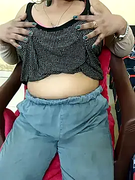 Snapshot of Simran-Kudi chatting on January 12, 2025, 7:32 am Simran-Kudi online show from January 12, 2025, 7:32 am