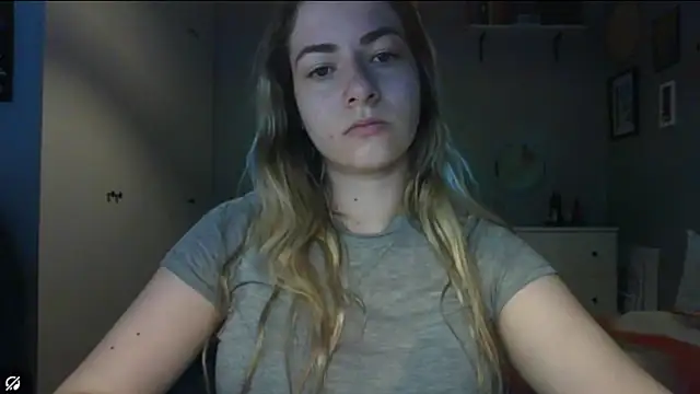 Snapshot of ROSIEx_sweet chatting on July 16, 2026, 6:52 am ROSIEx sweet online show from July 16, 2026, 6:52 am