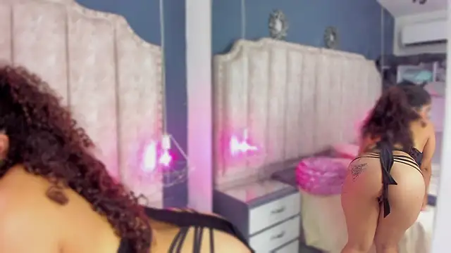 Snapshot of CoralHarmon chatting on December 22, 2024, 5:21 pm CoralHarmon online show from December 22, 2024, 5:21 pm
