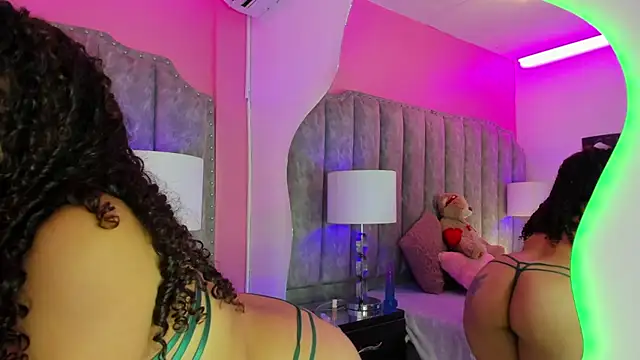 Snapshot of CoralHarmon chatting on January 11, 2025, 1:11 pm CoralHarmon online show from January 11, 2025, 1:11 pm