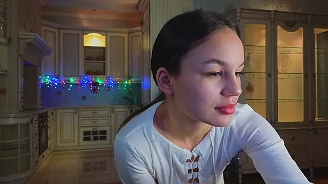 Snapshot of UdelaAshfield chatting on December 23, 2024, 5:22 pm UdelaAshfield online show from December 23, 2024, 5:22 pm