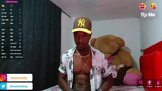 Snapshot of Aroonpapisex chatting on October 26, 2025, 10:15 pm Aroonpapisex online show from October 26, 2025, 10:15 pm