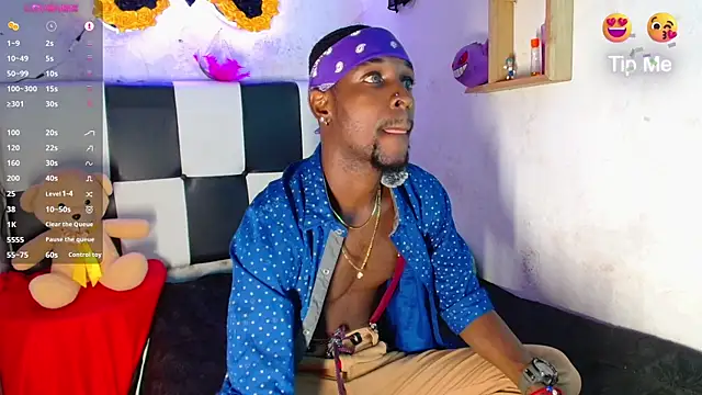 Aroonpapisex online show from April 20, 2026, 1:14 pm