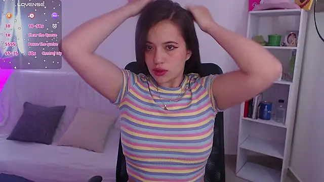 Snapshot of Soy_abby chatting on February 7, 2025, 6:56 pm Soy abby online show from February 7, 2025, 6:56 pm