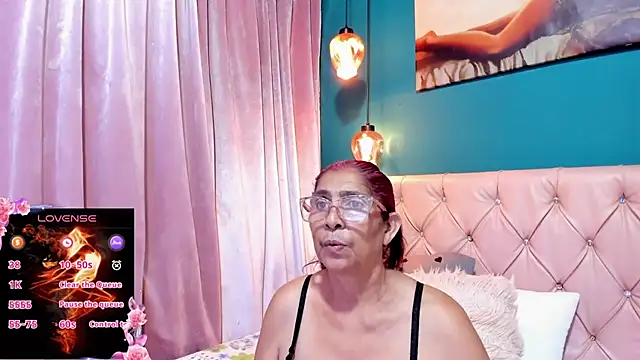 renata milf  online show from July 6, 2026, 12:13 pm