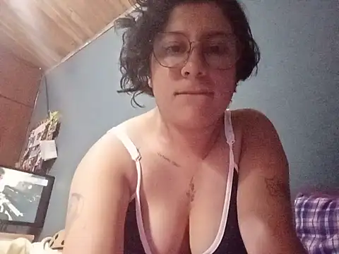 Snapshot of Lia_mar_moon chatting on June 28, 2026, 10:27 pm Lia mar moon online show from June 28, 2026, 10:27 pm