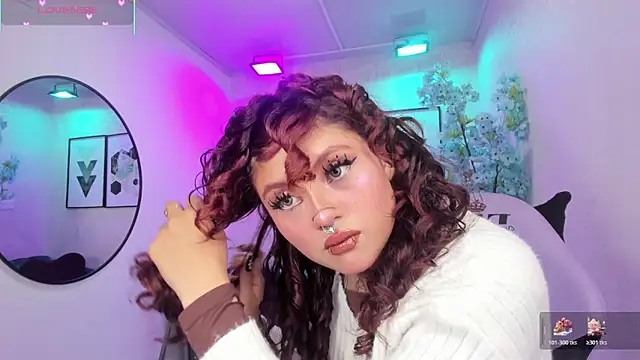 Theia moon online show from March 31, 2026, 1:33 pm