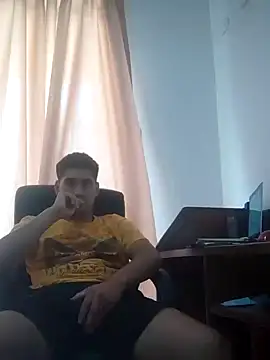 Snapshot of estudiante69 chatting on December 30, 2024, 7:00 pm estudiante69 online show from December 30, 2024, 7:00 pm