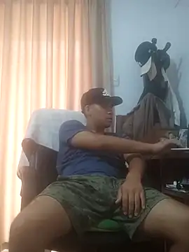 Snapshot of estudiante69 chatting on February 4, 2025, 8:49 pm estudiante69 online show from February 4, 2025, 8:49 pm