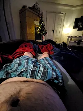 Snapshot of DickDRP93 chatting on December 1, 2024, 6:30 pm DickDRP93 online show from December 1, 2024, 6:30 pm