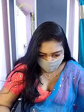 RomeoJuliet345 online show from February 25, 2026, 7:40 am