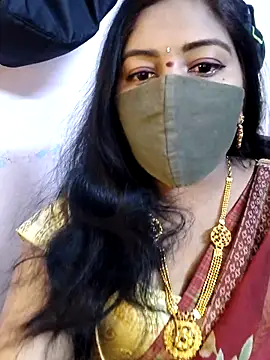 Snapshot of RomeoJuliet345 chatting on March 13, 2026, 1:51 pm RomeoJuliet345 online show from March 13, 2026, 1:51 pm