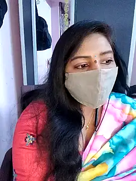 Snapshot of RomeoJuliet345 chatting on March 16, 2026, 2:32 pm RomeoJuliet345 online show from March 16, 2026, 2:32 pm