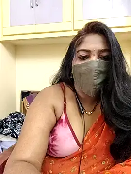 Snapshot of RomeoJuliet345 chatting on March 20, 2026, 6:18 am RomeoJuliet345 online show from March 20, 2026, 6:18 am