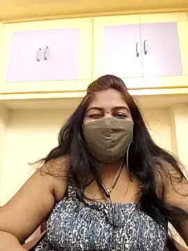 Snapshot of RomeoJuliet345 chatting on March 22, 2026, 8:07 am RomeoJuliet345 online show from March 22, 2026, 8:07 am