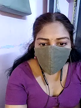 Snapshot of RomeoJuliet345 chatting on April 16, 2026, 1:12 pm RomeoJuliet345 online show from April 16, 2026, 1:12 pm