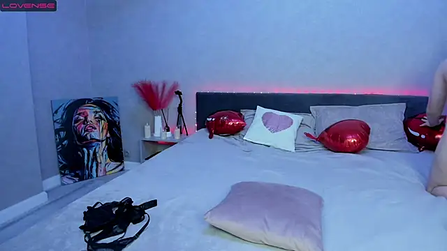 BritneyLix online show from March 8, 2025, 5:54 pm