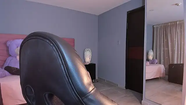 Snapshot of RAVENDIPAUL chatting on September 18, 2025, 3:08 am RAVENDIPAUL online show from September 18, 2025, 3:08 am