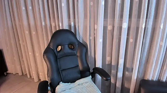 Snapshot of RAVENDIPAUL chatting on October 22, 2025, 1:06 am RAVENDIPAUL online show from October 22, 2025, 1:06 am