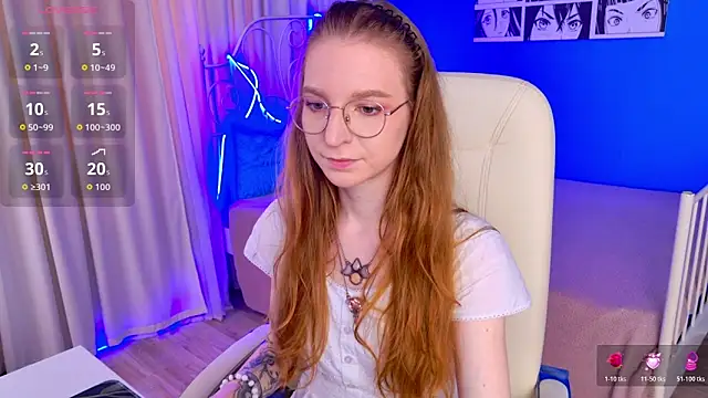 Snapshot of VioletShine chatting on June 3, 2026, 10:07 am VioletShine online show from June 3, 2026, 10:07 am