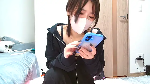 Snapshot of rei_0180 chatting on January 30, 2025, 12:06 pm rei 0180 online show from January 30, 2025, 12:06 pm