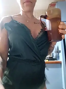 Snapshot of Alison_fitness chatting on March 24, 2026, 10:53 am Alison fitness online show from March 24, 2026, 10:53 am