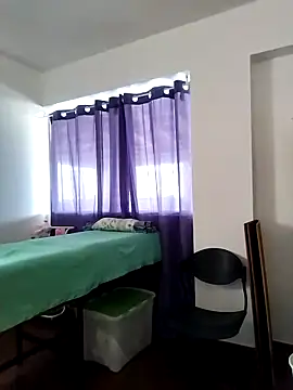 Snapshot of Alison_fitness chatting on April 13, 2026, 2:22 pm Alison fitness online show from April 13, 2026, 2:22 pm