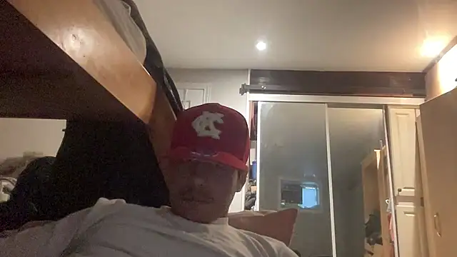 johnycash21 online show from April 16, 2026, 10:45 pm