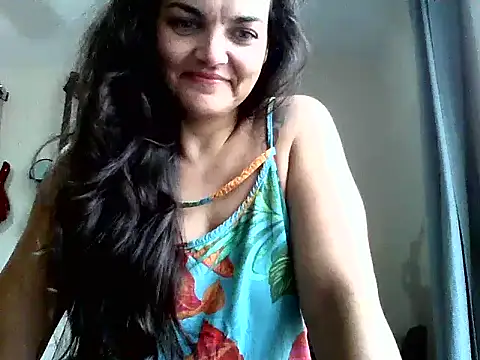 Snapshot of escritorasafada chatting on March 15, 2025, 8:32 pm escritorasafada online show from March 15, 2025, 8:32 pm