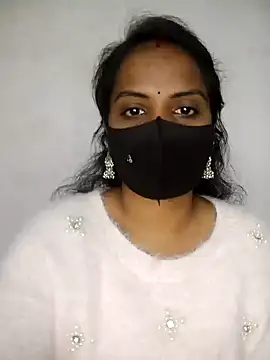 Snapshot of Choclet_bhabhi chatting on January 10, 2025, 12:47 pm Choclet bhabhi online show from January 10, 2025, 12:47 pm