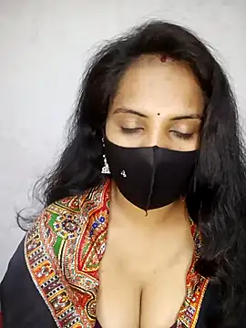 Snapshot of Choclet_bhabhi chatting on January 14, 2025, 10:38 am Choclet bhabhi online show from January 14, 2025, 10:38 am