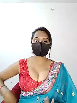Snapshot of Choclet_bhabhi chatting on January 25, 2025, 7:28 am Choclet bhabhi online show from January 25, 2025, 7:28 am