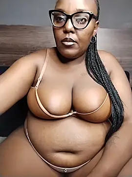 CHERRYYUMMY online show from April 14, 2026, 6:36 pm