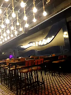 Jhon837486 online show from December 4, 2024, 6:17 pm