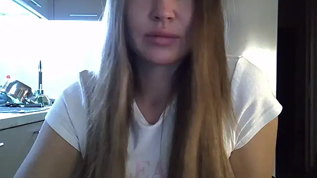 Lucky Anna online show from October 17, 2025, 7:38 pm