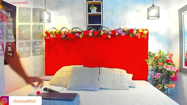 SilvannaFit online show from February 20, 2026, 11:43 am