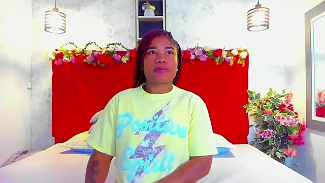 SilvannaFit online show from March 21, 2026, 9:14 am