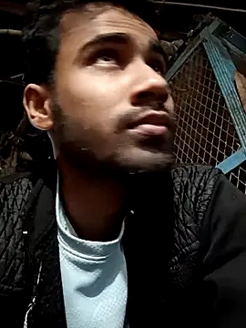 Snapshot of Skinny_Bigass_23 chatting on March 12, 2025, 3:18 pm Skinny Bigass 23 online show from March 12, 2025, 3:18 pm