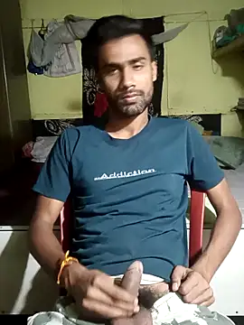 Snapshot of Skinny_Bigass_23 chatting on March 13, 2026, 6:47 pm Skinny Bigass 23 online show from March 13, 2026, 6:47 pm