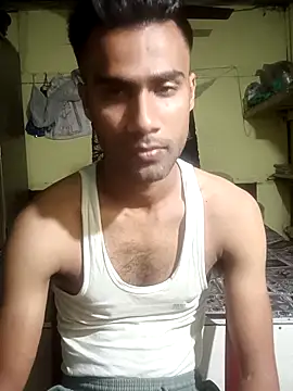 Snapshot of Skinny_Bigass_23 chatting on March 18, 2026, 6:44 pm Skinny Bigass 23 online show from March 18, 2026, 6:44 pm